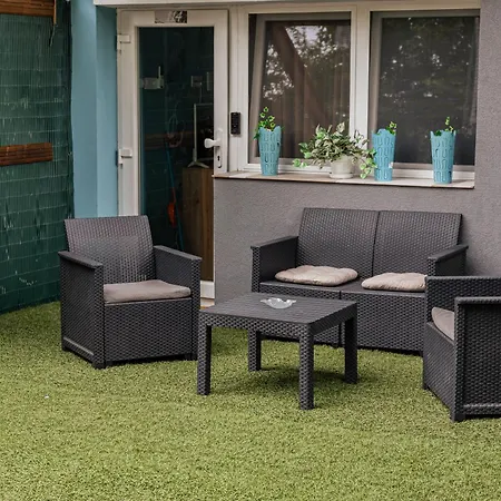 Tisza Gyoengye Garden