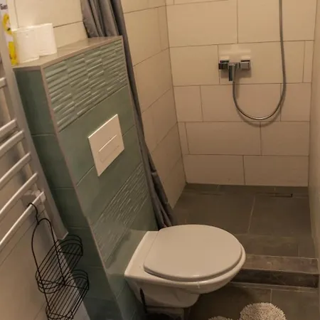 Tisza Gyoengye Garden Apartament Segedyn