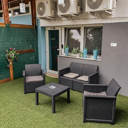 Tisza Gyoengye Garden Apartament